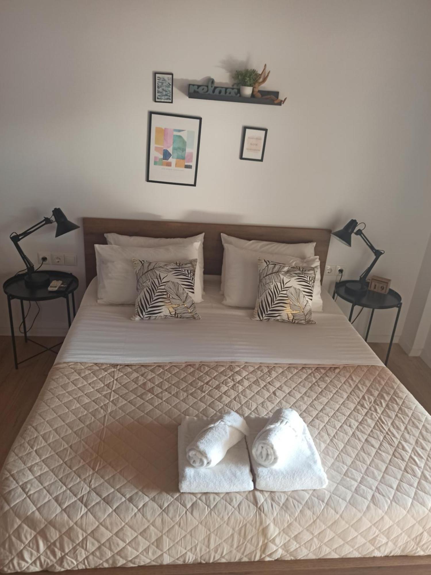 Bourbos Summer Rooms Himare Quarto foto